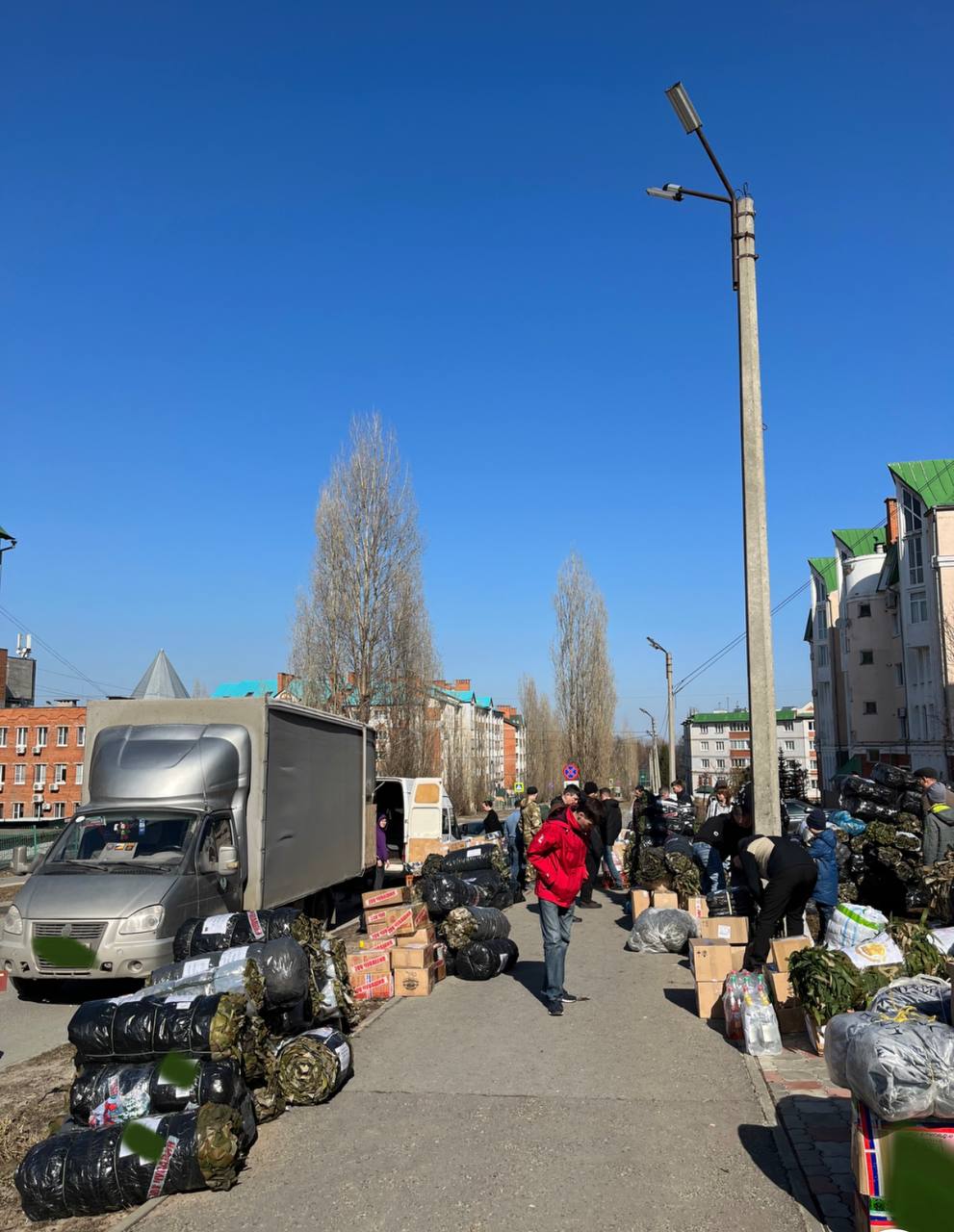 Моменты и объемы погрузки 40-го гуманитарного рейса БФ «Зов Чувашия».